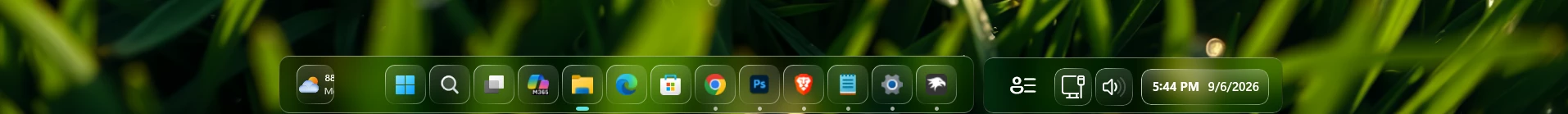 Fluid Glass Taskbar Styles For Windows 11 2 With BG